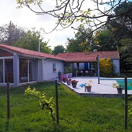 Oda ve Kahvaltı Les Agapanthes Du Frontonnais Bouloc (Haute-Garonne)