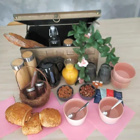 Oda ve Kahvaltı Les Agapanthes Du Frontonnais